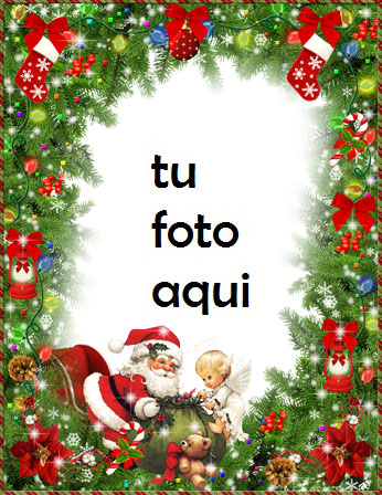 Un Marco Verde Con Un Lazo Rojo Y Una Hermosa Decoración De Año Nuevo. Marco Para Foto - Un Marco Verde Con Un Lazo Rojo Y Una Hermosa Decoración De Año Nuevo. Marco Para Foto